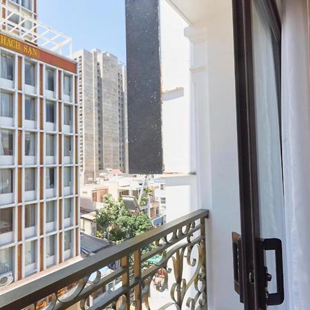 Aladin Hotel Nha Trang Exteriör bild