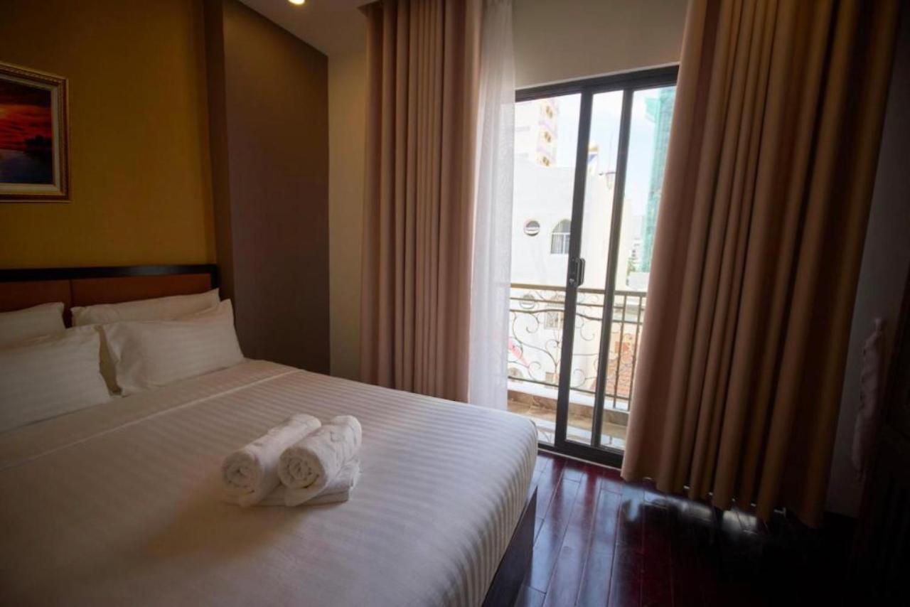 Aladin Hotel Nha Trang Exteriör bild